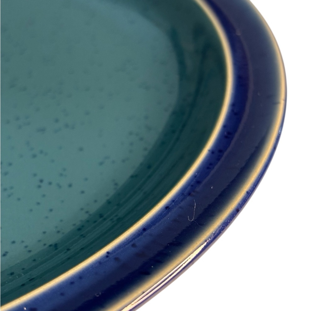 2 Denby Harlequin Dinner Plates Stoneware Navy Blue Rim Green Speckled Center - Picture 4 of 8